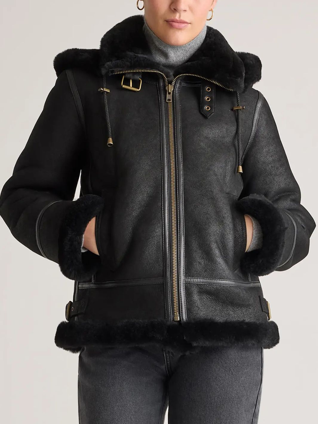 Shearling-Bomberjacke mit abnehmbarer Kapuze
